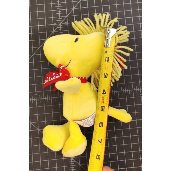 Valentine Woodstock From Peanuts Plush 8x5" Musical Keychain Linus and Lucy - Picture 11 of 12